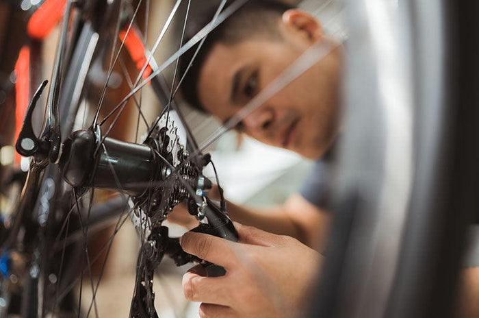 Five Maintenance Checks You Should Do On Your Road Bike Before Every Bike Ride. - Adventure HQ