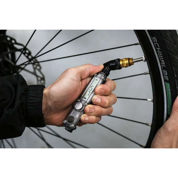 LEZYNE Digital Check Drive