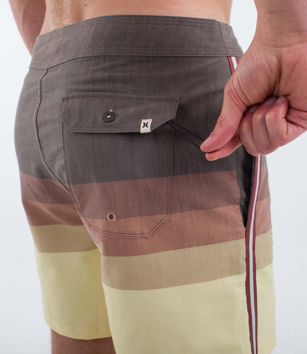 HURLEY Men's Phantom Naturals Sessions 16 Boardshort