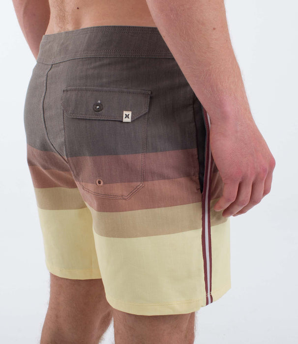 HURLEY Men's Phantom Naturals Sessions 16 Boardshort