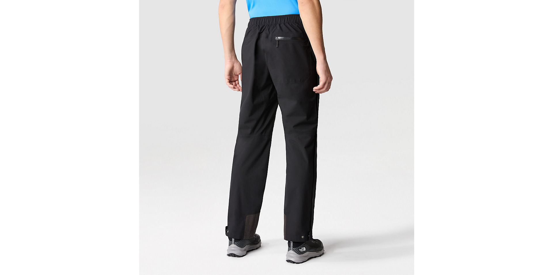 Buy THE NORTH FACE Men s Dryzzle Futurelight Full Zip Pant