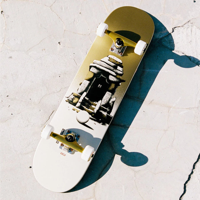 GLOBE Kid's G2 On The Brink Skateboard - Adventure HQ