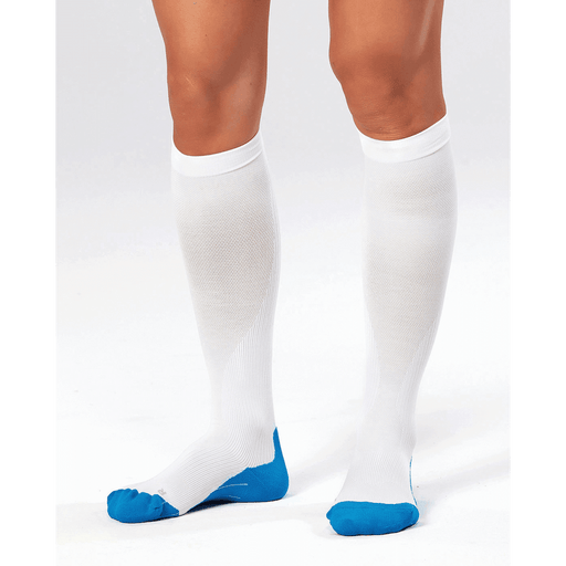 2XU Women's Compression Run Socks - White/Blue - Adventure HQ
